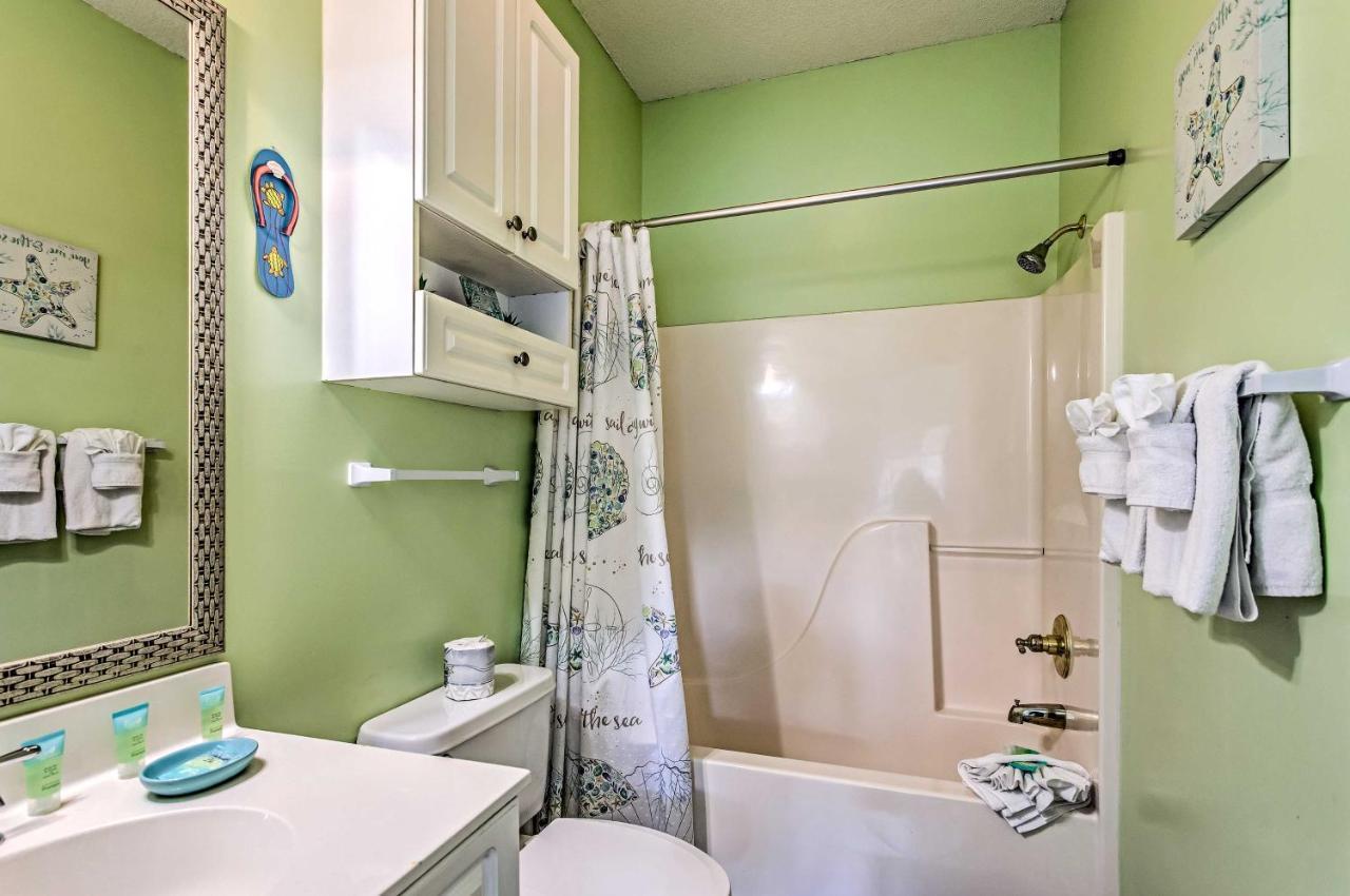 Myrtlewood Resort Condo With Games Less Than 2 Mi To Beach! Myrtle Beach Eksteriør billede